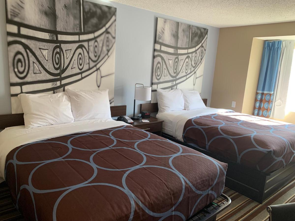فندق Super 8 By Wyndham جوليت المظهر الخارجي الصورة